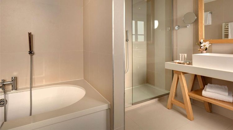 Mercure Maintenon Suite