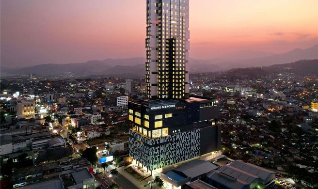 Grand Mercure Lampung Exterior