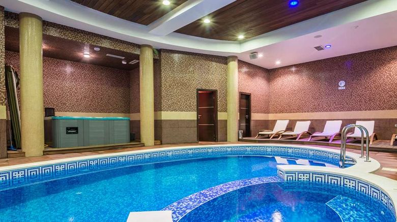 <b>Best Western Plus Olives City Hotel Pool</b>. Images powered by <a href="https://iceportal.shijigroup.com/" title="IcePortal" target="_blank">IcePortal</a>.