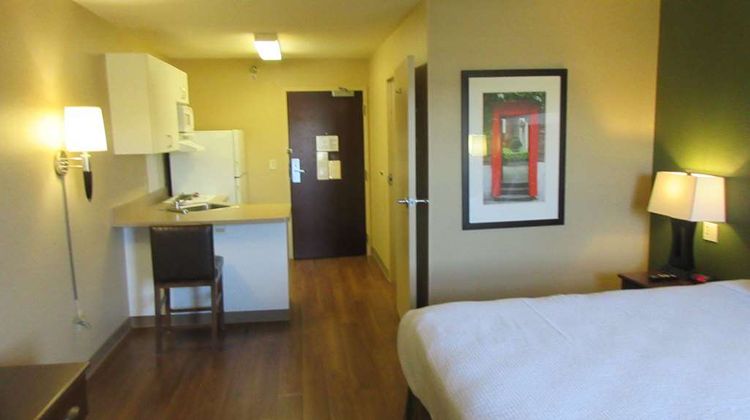 MainStay Suites Rochester S Mayo Clinic Room