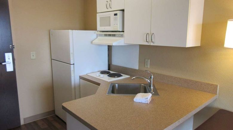 <b>MainStay Suites Rochester S Mayo Clinic Room</b>. Images powered by <a href="https://iceportal.shijigroup.com/" title="IcePortal" target="_blank">IcePortal</a>.