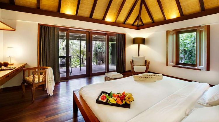 Gangehi Island Resort Suite