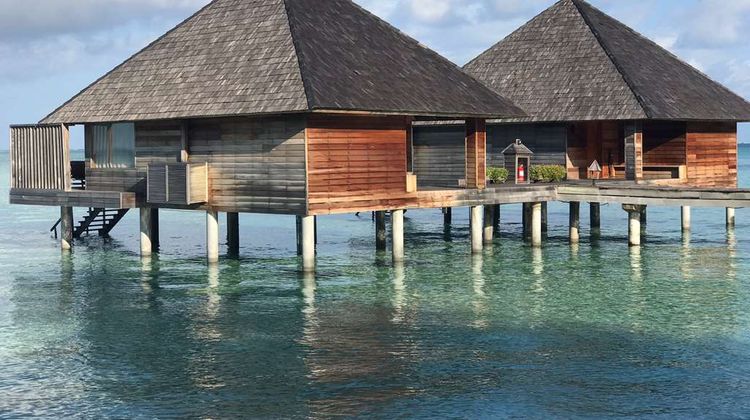 Gangehi Island Resort Suite