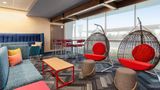 Tru by Hilton Lodi Lobby