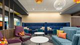 Tru by Hilton Lodi Lobby