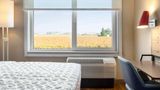 Tru by Hilton Lodi Room