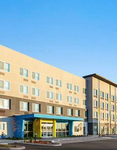 Tru by Hilton Lodi