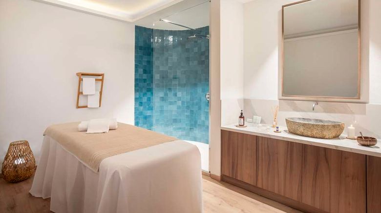 <b>Mangias Santa Teresa, Curio Coll Hilton Recreation</b>. Images powered by <a href="https://iceportal.shijigroup.com/" title="IcePortal" target="_blank">IcePortal</a>.