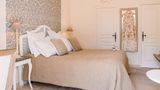 <b>Chateau les Oliviers de Salettes Room</b>. Images powered by <a href="https://iceportal.shijigroup.com/" title="IcePortal" target="_blank">IcePortal</a>.