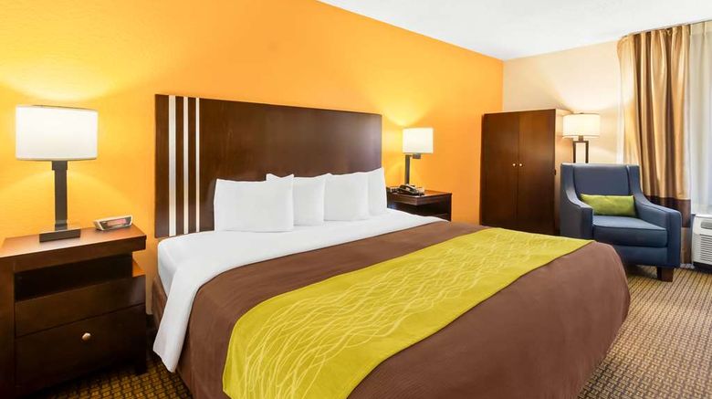 <b>Sonesta Essential NW Houston Room</b>. Images powered by <a href="https://iceportal.shijigroup.com/" title="IcePortal" target="_blank">IcePortal</a>.