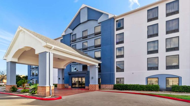 Sonesta Essential NW Houston Exterior
