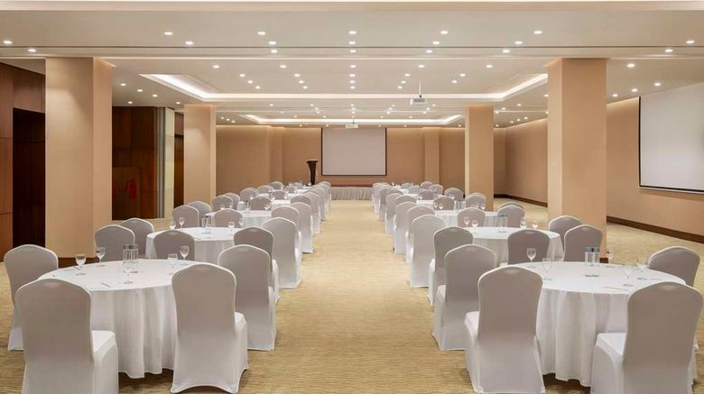 <b>Radisson Hotel Muscat Panorama Meeting</b>. Images powered by <a href="https://iceportal.shijigroup.com/" title="IcePortal" target="_blank">IcePortal</a>.