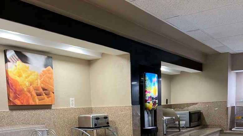 <b>SureStay Plus by Best Western Mobile I65 Restaurant</b>. Images powered by <a href="https://iceportal.shijigroup.com/" title="IcePortal" target="_blank">IcePortal</a>.