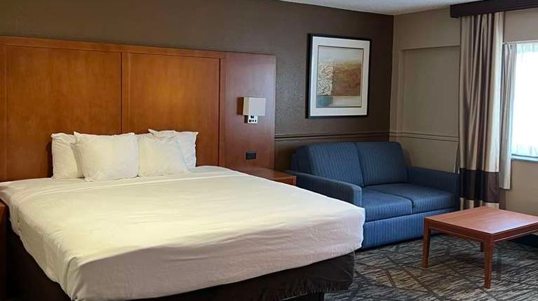 <b>SureStay Plus by Best Western Mobile I65 Room</b>. Images powered by <a href="https://iceportal.shijigroup.com/" title="IcePortal" target="_blank">IcePortal</a>.