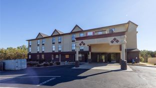 Clarion Pointe