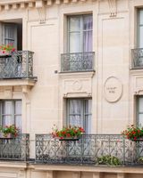 Aston Hotel