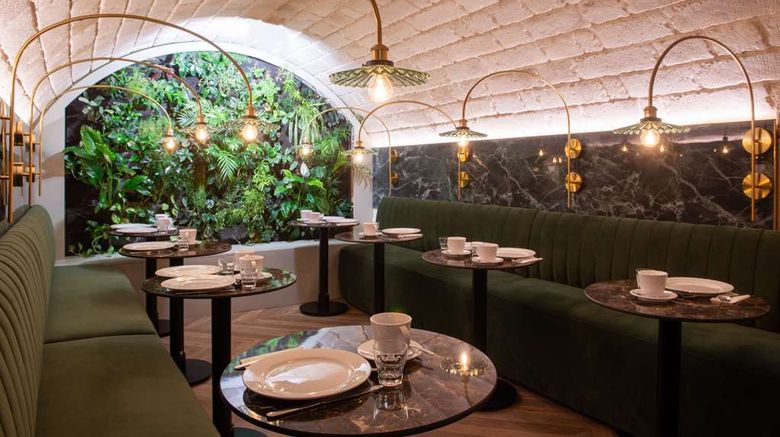 <b>Aston Hotel Restaurant</b>. Images powered by <a href="https://iceportal.shijigroup.com/" title="IcePortal" target="_blank">IcePortal</a>.