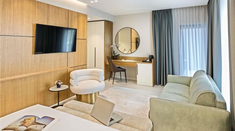 <b>Mercure Tiran Room</b>. Images powered by <a href="https://iceportal.shijigroup.com/" title="IcePortal" target="_blank">IcePortal</a>.