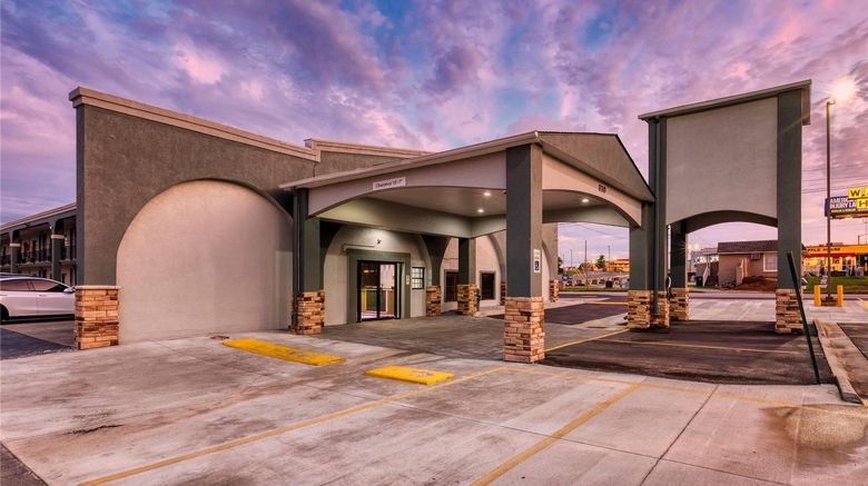 Clarion Pointe Decatur River City Exterior. Images powered by <a href="https://iceportal.shijigroup.com" target="_blank" rel="noopener">Ice Portal</a>.