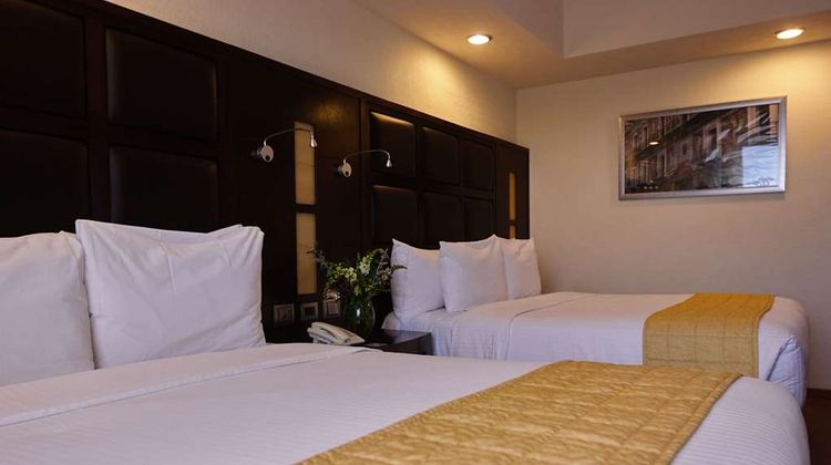 Comfort Inn Puebla Centro Historico Room