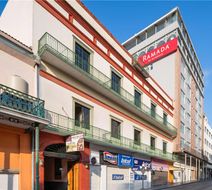 Ramada by Wyndham Tampico Cent Exterior