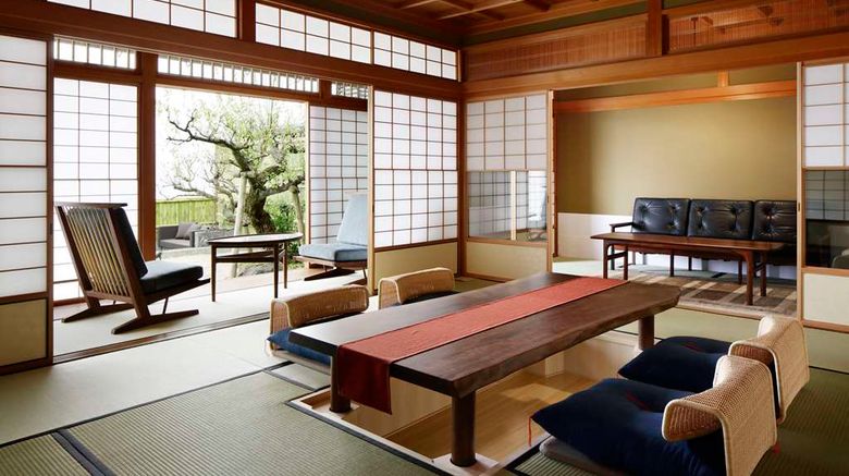 <b>The Hiramatsu Hotels & Resorts Atami Suite</b>. Images powered by <a href="https://iceportal.shijigroup.com/" title="IcePortal" target="_blank">IcePortal</a>.