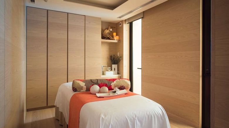 <b>The Hiramatsu Hotel & Resort Kashikojima Spa</b>. Images powered by <a href="https://iceportal.shijigroup.com/" title="IcePortal" target="_blank">IcePortal</a>.