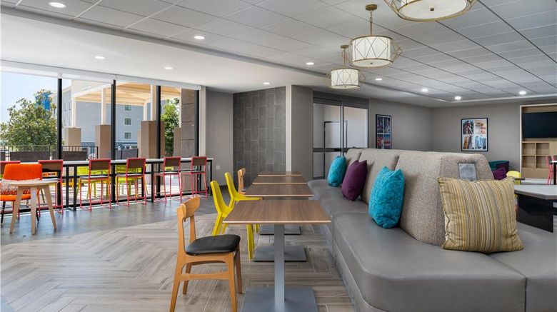<b>Home2 Suites by Hilton Forrest City Lobby</b>. Images powered by <a href="https://iceportal.shijigroup.com/" title="IcePortal" target="_blank">IcePortal</a>.