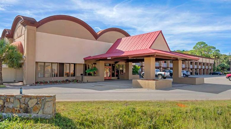 <b>Rodeway Inn Homosassa Exterior</b>. Images powered by <a href="https://iceportal.shijigroup.com/" title="IcePortal" target="_blank">IcePortal</a>.
