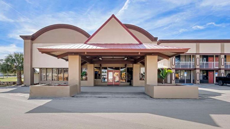 <b>Rodeway Inn Homosassa Exterior</b>. Images powered by <a href="https://iceportal.shijigroup.com/" title="IcePortal" target="_blank">IcePortal</a>.