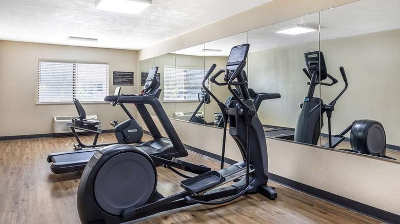 <b>Sleep Inn & Suites Salina I-135 Health</b>. Images powered by <a href="https://iceportal.shijigroup.com/" title="IcePortal" target="_blank">IcePortal</a>.