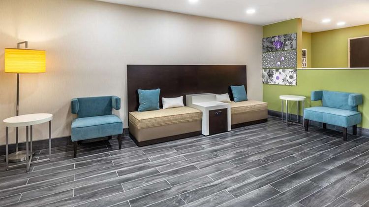 Sleep Inn & Suites Salina I-135 Lobby
