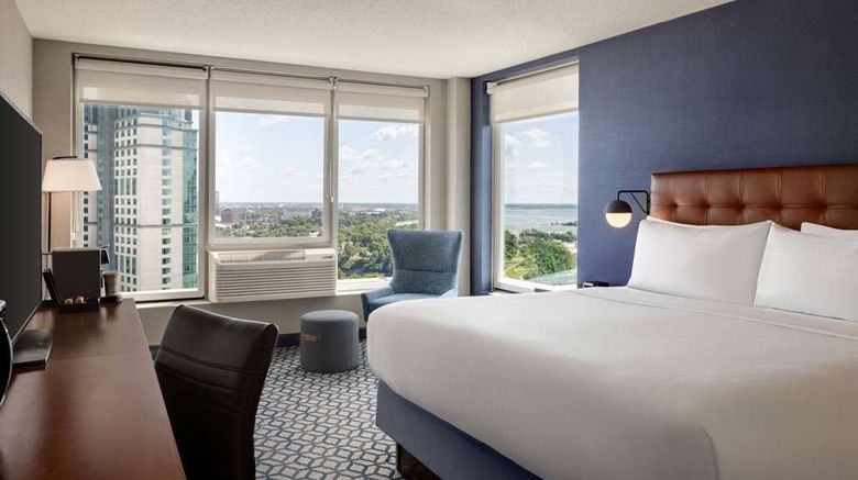<b>Wyndham Grand Fallsview Hotel Suite</b>. Images powered by <a href="https://iceportal.shijigroup.com/" title="IcePortal" target="_blank">IcePortal</a>.