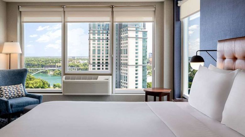 <b>Wyndham Grand Fallsview Hotel Suite</b>. Images powered by <a href="https://iceportal.shijigroup.com/" title="IcePortal" target="_blank">IcePortal</a>.
