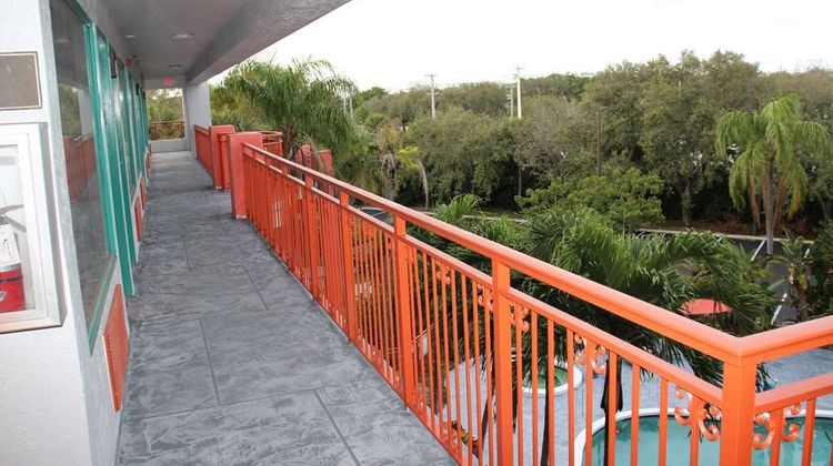 Boca Suites, SureStay Collection by BW Room