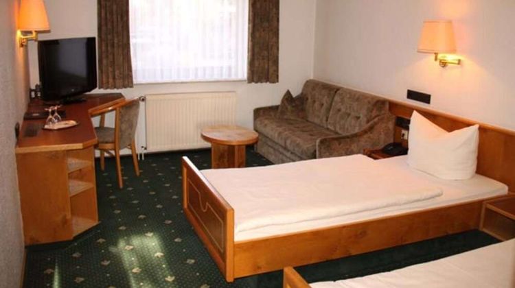 Hotel Simonshof Room
