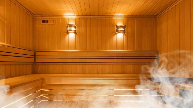 <b>Lakeshore Hotel Hsinchu Spa</b>. Images powered by <a href="https://iceportal.shijigroup.com/" title="IcePortal" target="_blank">IcePortal</a>.