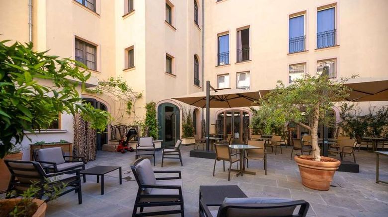 <b>Hotel Le Palais Pozzo di Borgo Restaurant</b>. Images powered by <a href="https://iceportal.shijigroup.com/" title="IcePortal" target="_blank">IcePortal</a>.