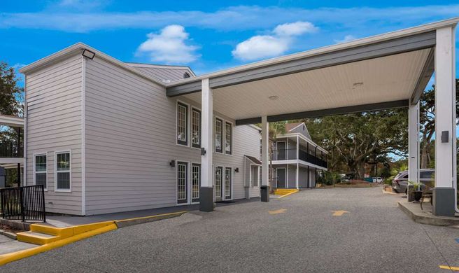 Quality Inn Ocean Springs Exterior