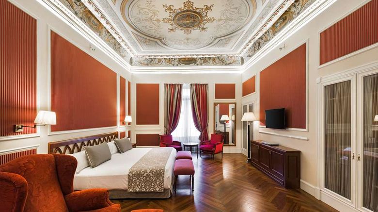 <b>Catalonia Las Cortes Hotel Suite</b>. Images powered by <a href="https://iceportal.shijigroup.com/" title="IcePortal" target="_blank">IcePortal</a>.