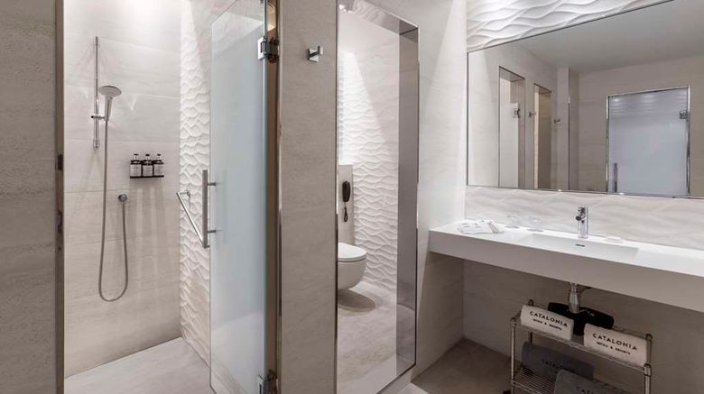 <b>Hotel Catalonia Ronda Room</b>. Images powered by <a href="https://iceportal.shijigroup.com/" title="IcePortal" target="_blank">IcePortal</a>.