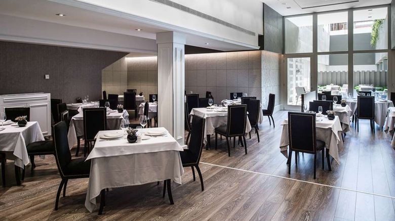 <b>Catalonia Passeig De Gracia Restaurant</b>. Images powered by <a href="https://iceportal.shijigroup.com/" title="IcePortal" target="_blank">IcePortal</a>.