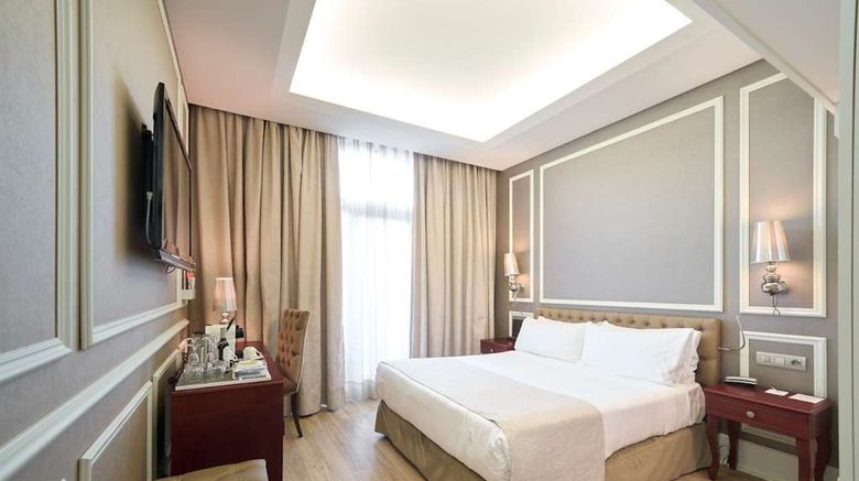 <b>Catalonia Passeig De Gracia Room</b>. Images powered by <a href="https://iceportal.shijigroup.com/" title="IcePortal" target="_blank">IcePortal</a>.