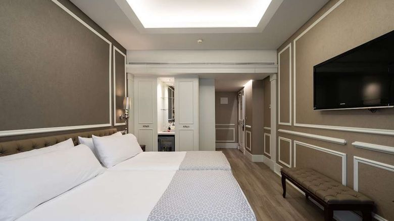 <b>Catalonia Passeig De Gracia Room</b>. Images powered by <a href="https://iceportal.shijigroup.com/" title="IcePortal" target="_blank">IcePortal</a>.