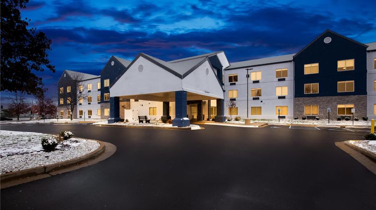 Best Western Plus Fenton Exterior
