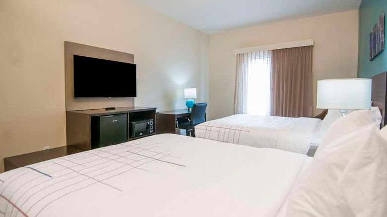 <b>Sleep Inn and Suites Tuscaloosa East Room</b>. Images powered by <a href="https://iceportal.shijigroup.com/" title="IcePortal" target="_blank">IcePortal</a>.