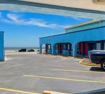 Econo Lodge Exterior
