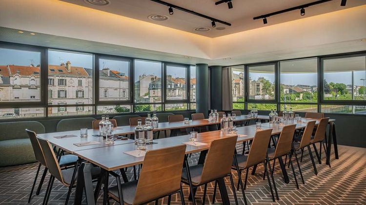 Radisson Hotel Reims Meeting