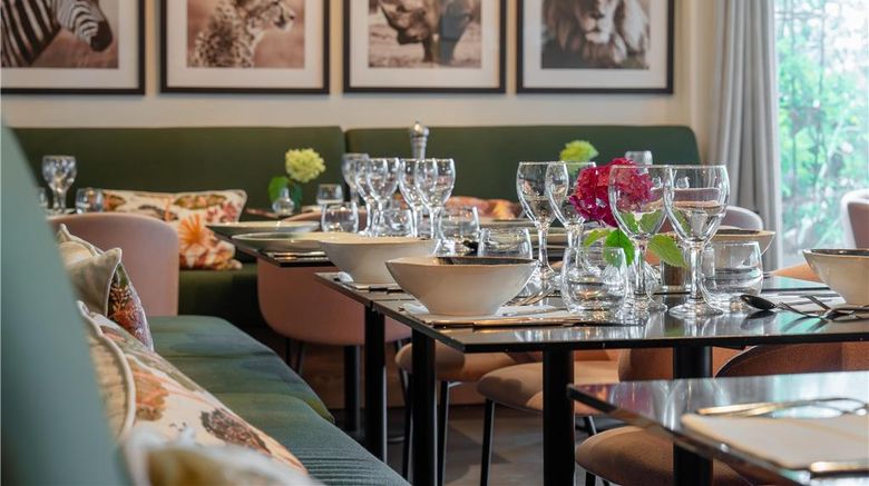 <b>Best Western Acadie Paris N Villepinte Restaurant</b>. Images powered by <a href="https://iceportal.shijigroup.com/" title="IcePortal" target="_blank">IcePortal</a>.