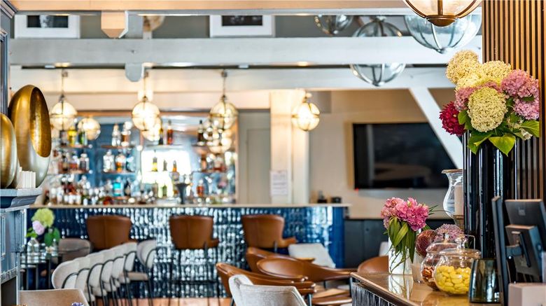 <b>Best Western Acadie Paris N Villepinte Lobby</b>. Images powered by <a href="https://iceportal.shijigroup.com/" title="IcePortal" target="_blank">IcePortal</a>.